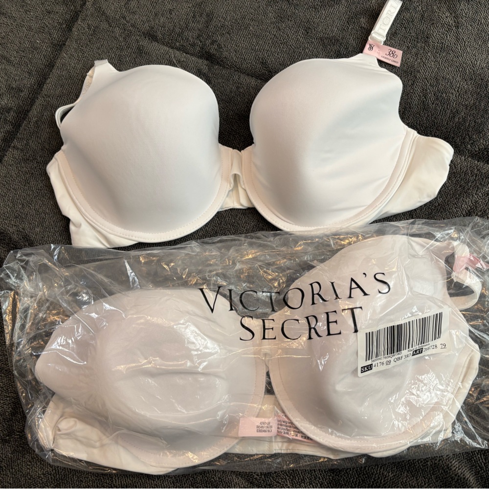 Victoria's Secret Cream Bra